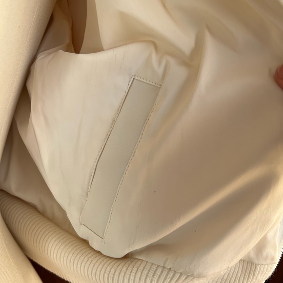 White Faux Fur Reversible Jacket with Pockets - Picture 5 of 7